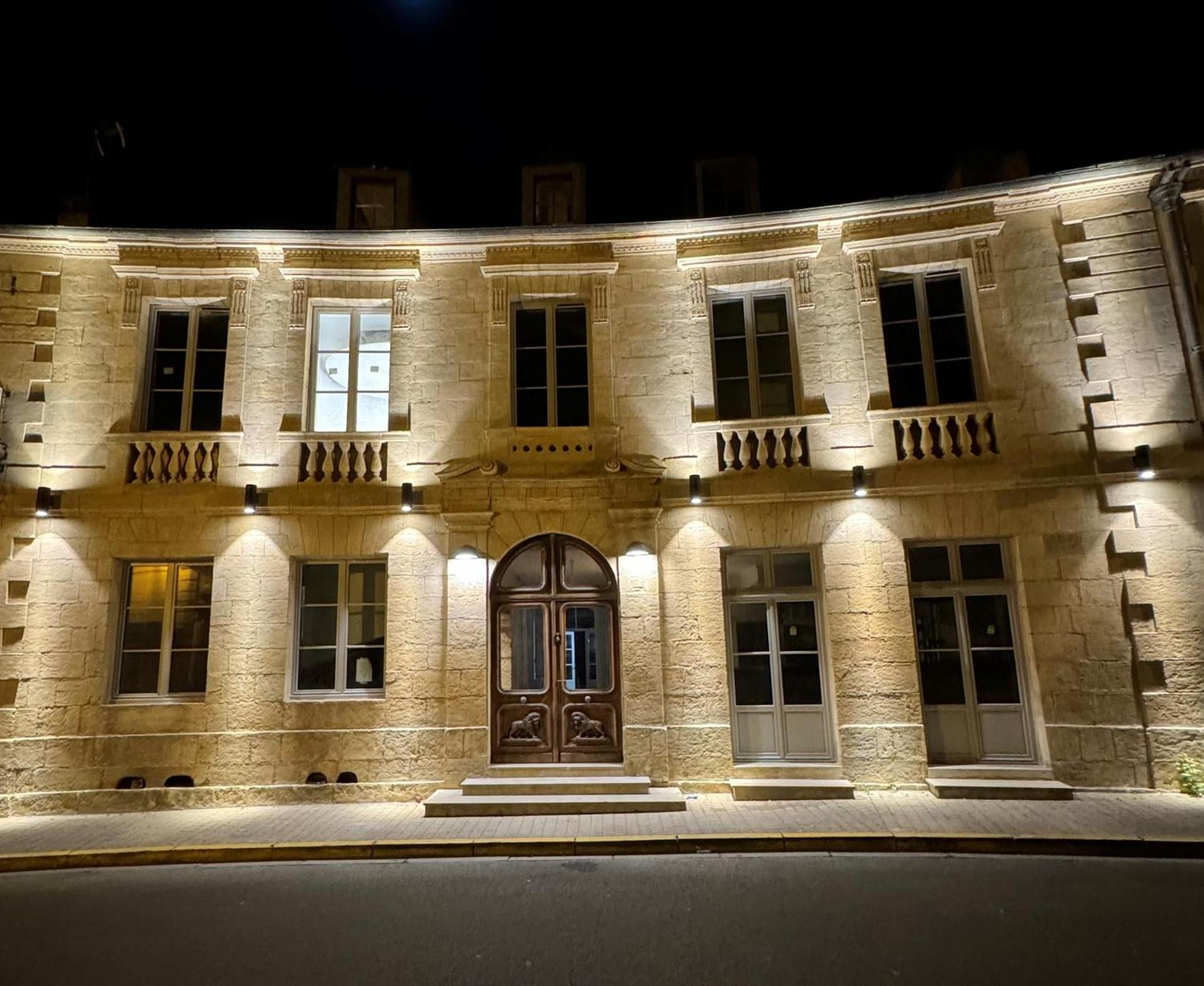 Hotel Le Relais De Montignac Esterno foto