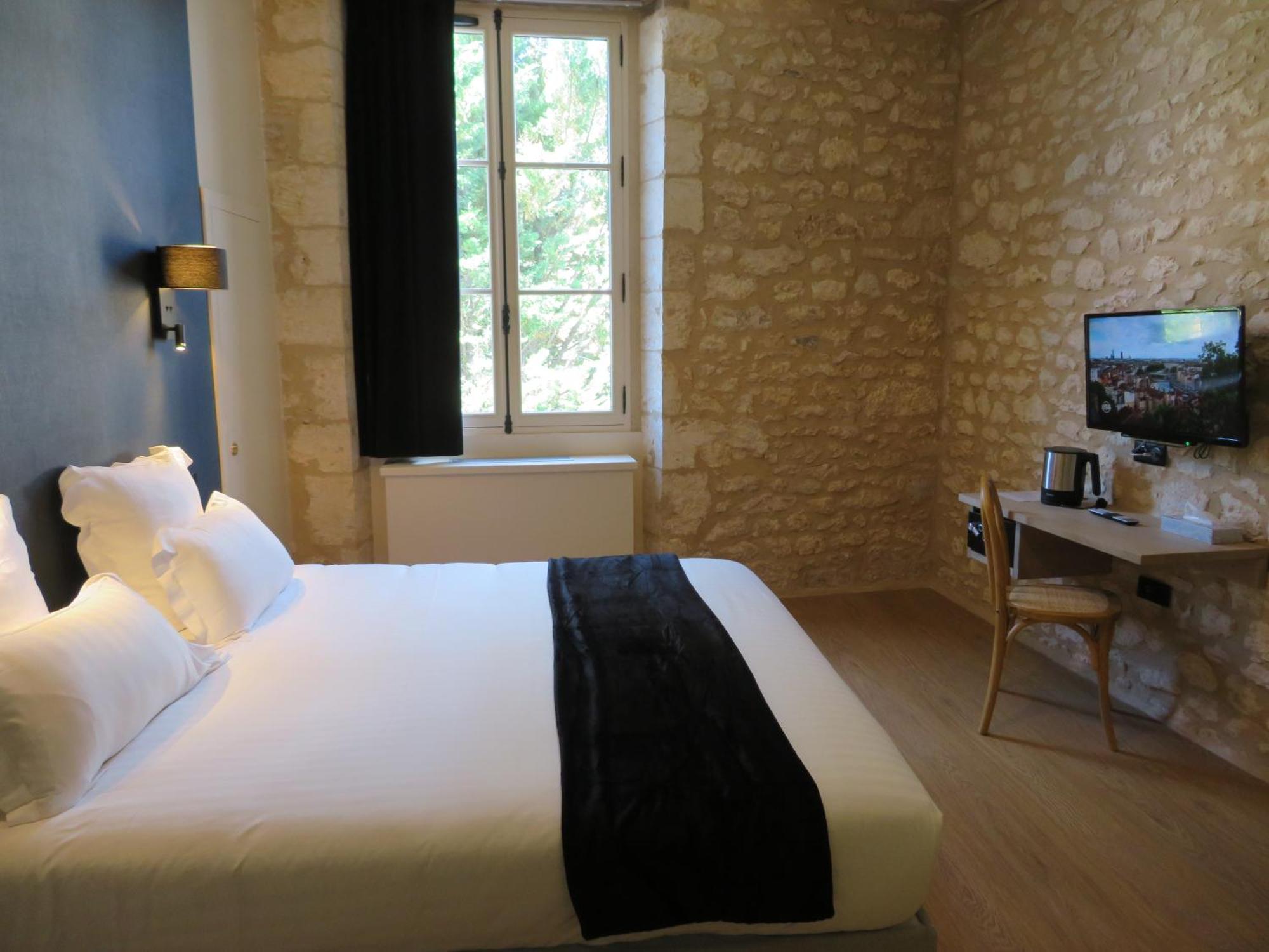 Hotel Le Relais De Montignac Esterno foto