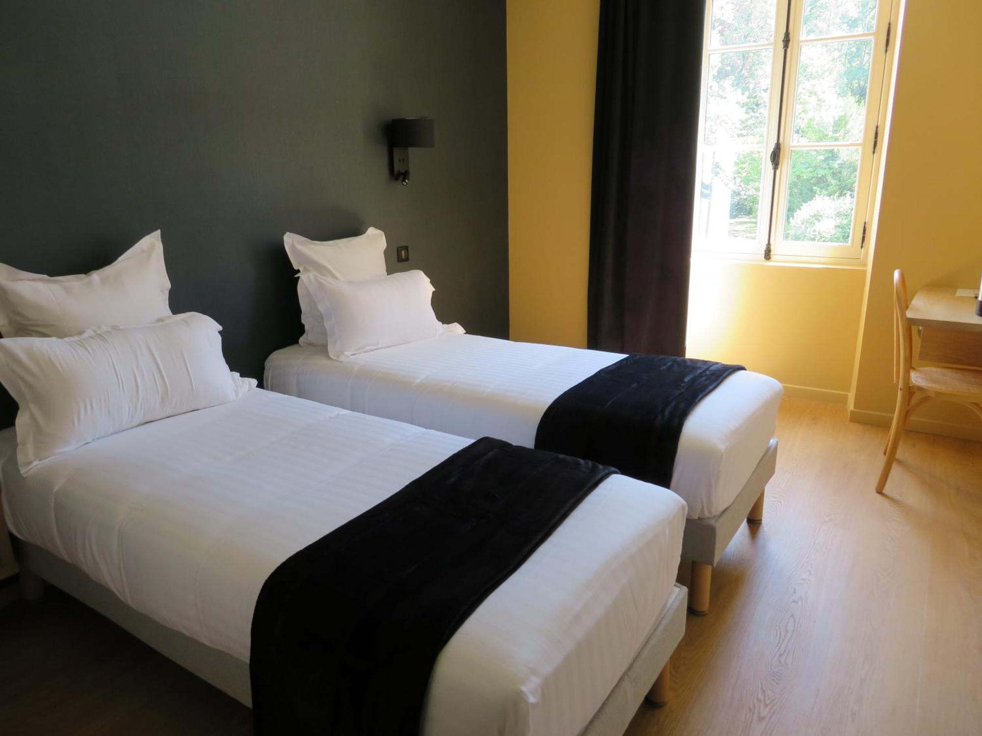 Hotel Le Relais De Montignac Esterno foto