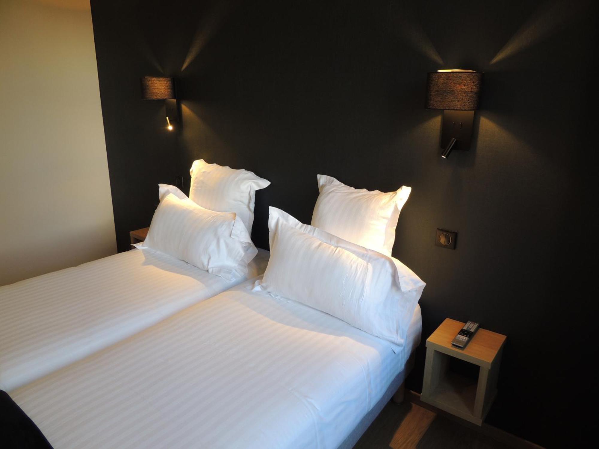 Hotel Le Relais De Montignac Esterno foto