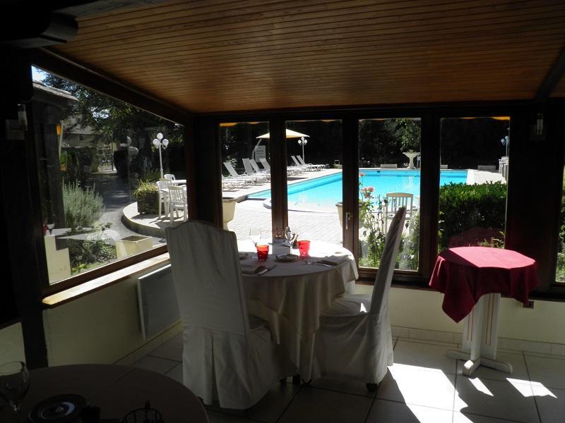 Hotel Le Relais De Montignac Esterno foto