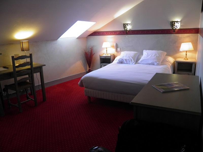 Hotel Le Relais De Montignac Esterno foto