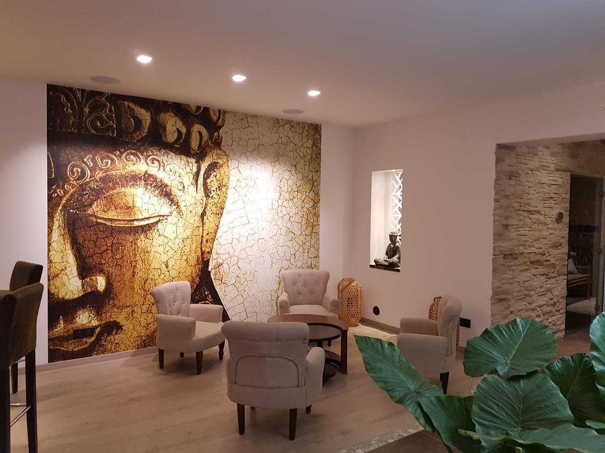 Hotel Le Relais De Montignac Esterno foto